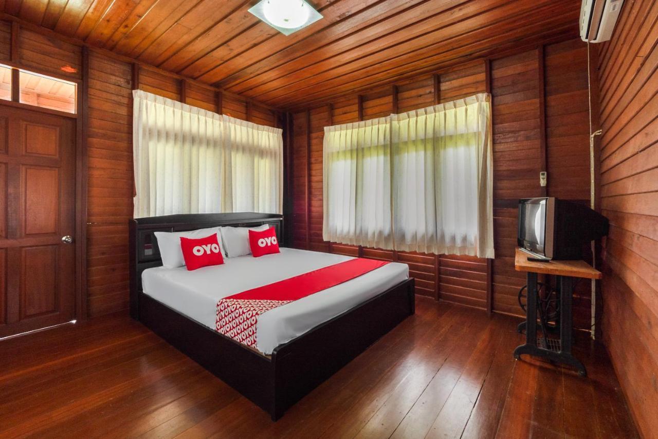 Oyo 1143 Phet Luran Thai Resort Kohchang Koh Chang Buitenkant foto