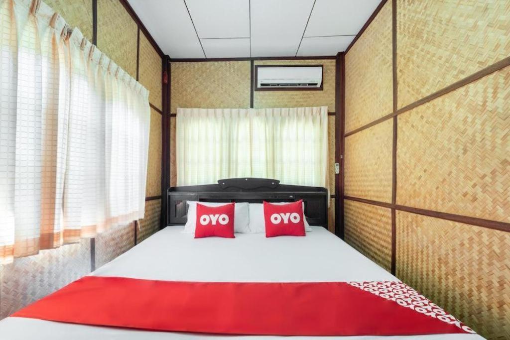 Oyo 1143 Phet Luran Thai Resort Kohchang Koh Chang Buitenkant foto