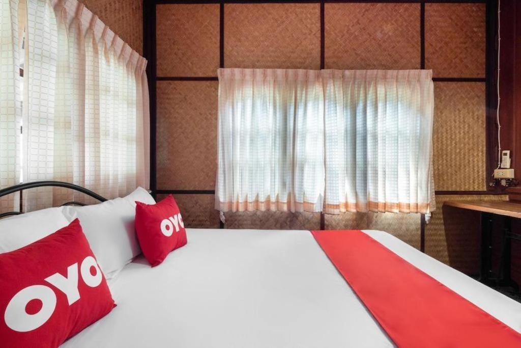 Oyo 1143 Phet Luran Thai Resort Kohchang Koh Chang Buitenkant foto