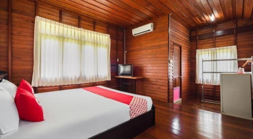 Oyo 1143 Phet Luran Thai Resort Kohchang Koh Chang Buitenkant foto